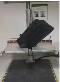 حقائب دفل بعجلات